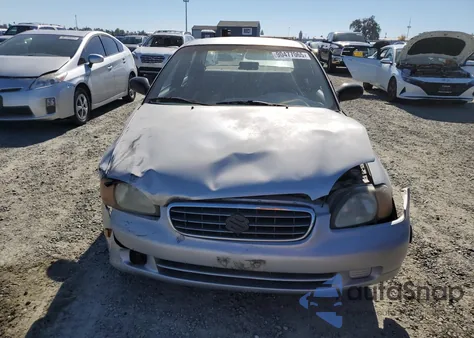 2001 Suzuki Esteem Gl из США, поврежденный, VIN JS2GB41S215208522